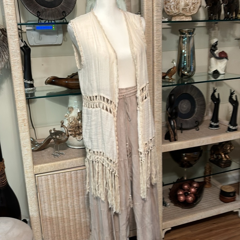 I Have A Very Nice Wide Leg Pair Pant Color Is Be… - image 2